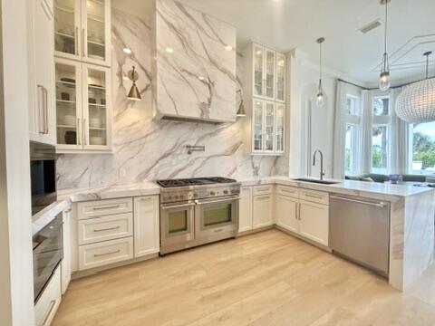 134 Rosalia Court Jupiter, FL 33478 - Photo 10 of 30 8951094C-C1E8-40EF-886B-3448A0B70C41_4_5