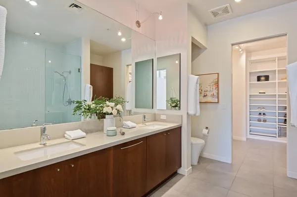 $6,000 | 401 Chapala Street, Unit 219, Santa Barbara, CA 93101