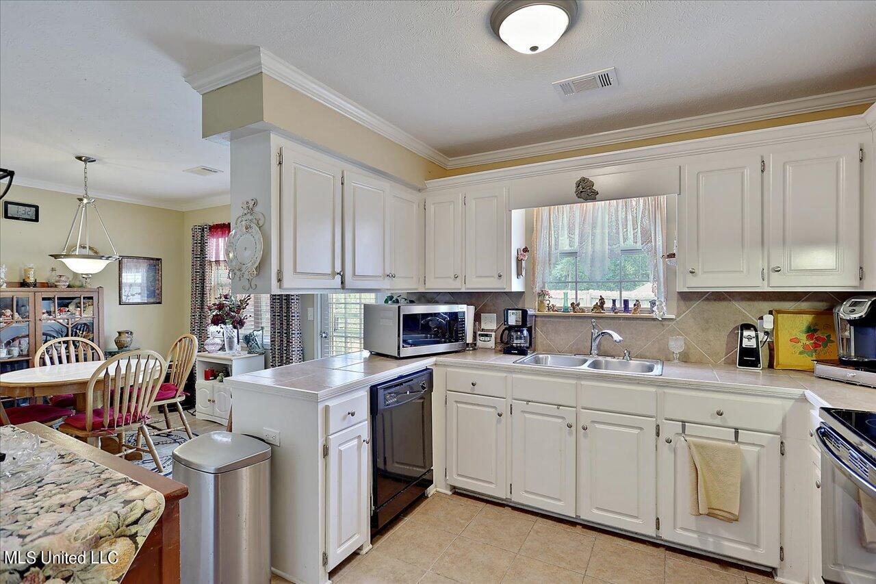 172 Cedar Spring Circle Pearl, MS 39208 - Photo 15 of 29 15-172 Cedar Spring Cir