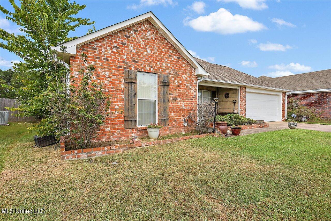 172 Cedar Spring Circle Pearl, MS 39208 - Photo 3 of 29 03-172 Cedar Spring Cir
