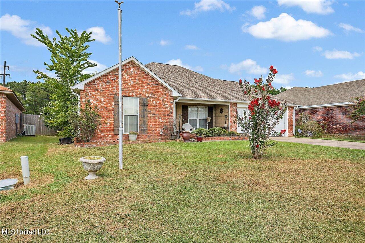 172 Cedar Spring Circle Pearl, MS 39208 - Photo 4 of 29 04-172 Cedar Spring Cir