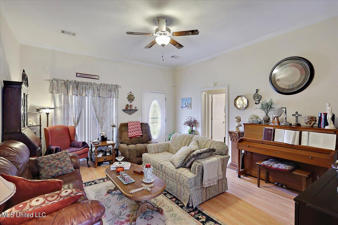 172 Cedar Spring Circle Pearl, MS 39208 - Photo 8 of 29 08-172 Cedar Spring Cir