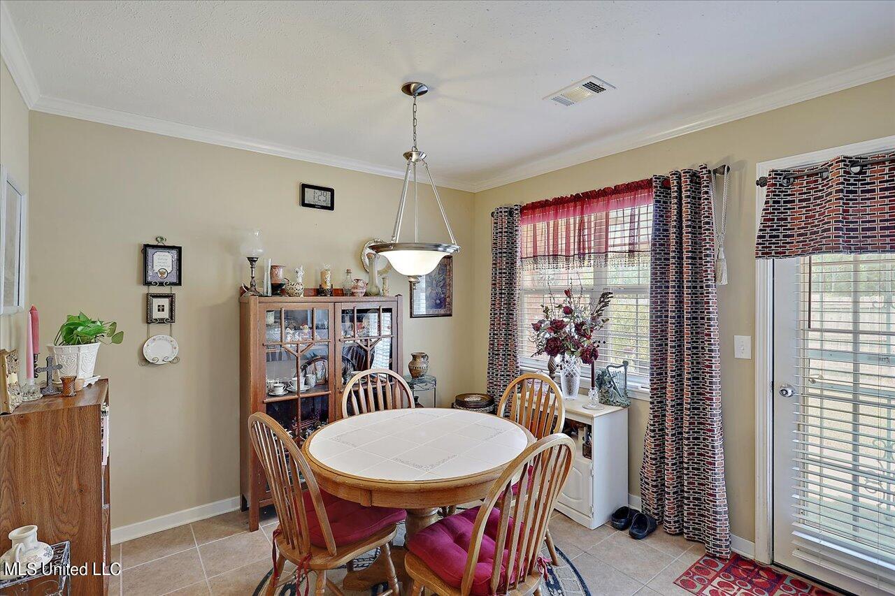 172 Cedar Spring Circle Pearl, MS 39208 - Photo 10 of 29 10-172 Cedar Spring Cir