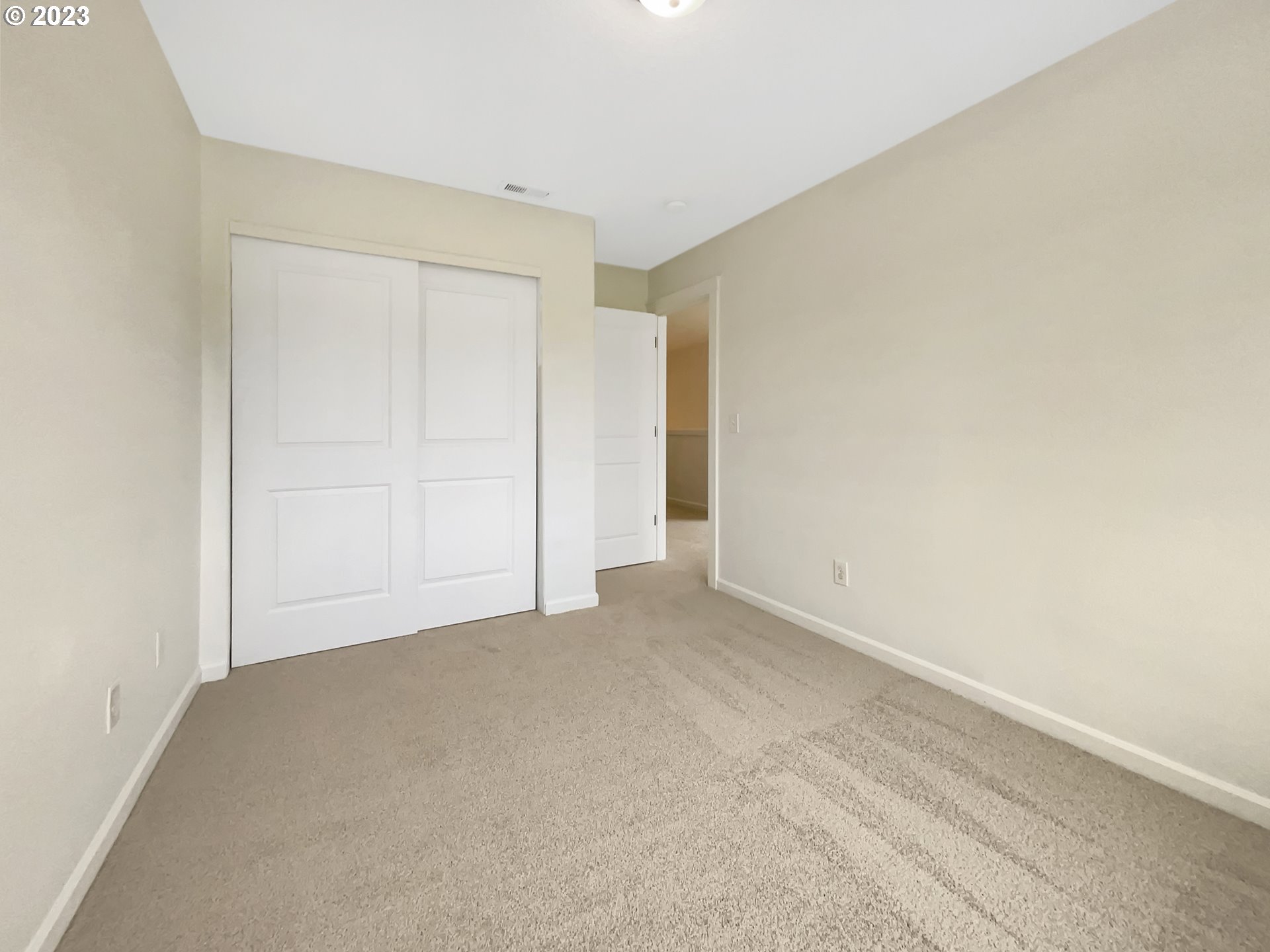 13975 Traveler Road Oregon City, OR 97045 - Photo 11 of 16 Gallery Image 11