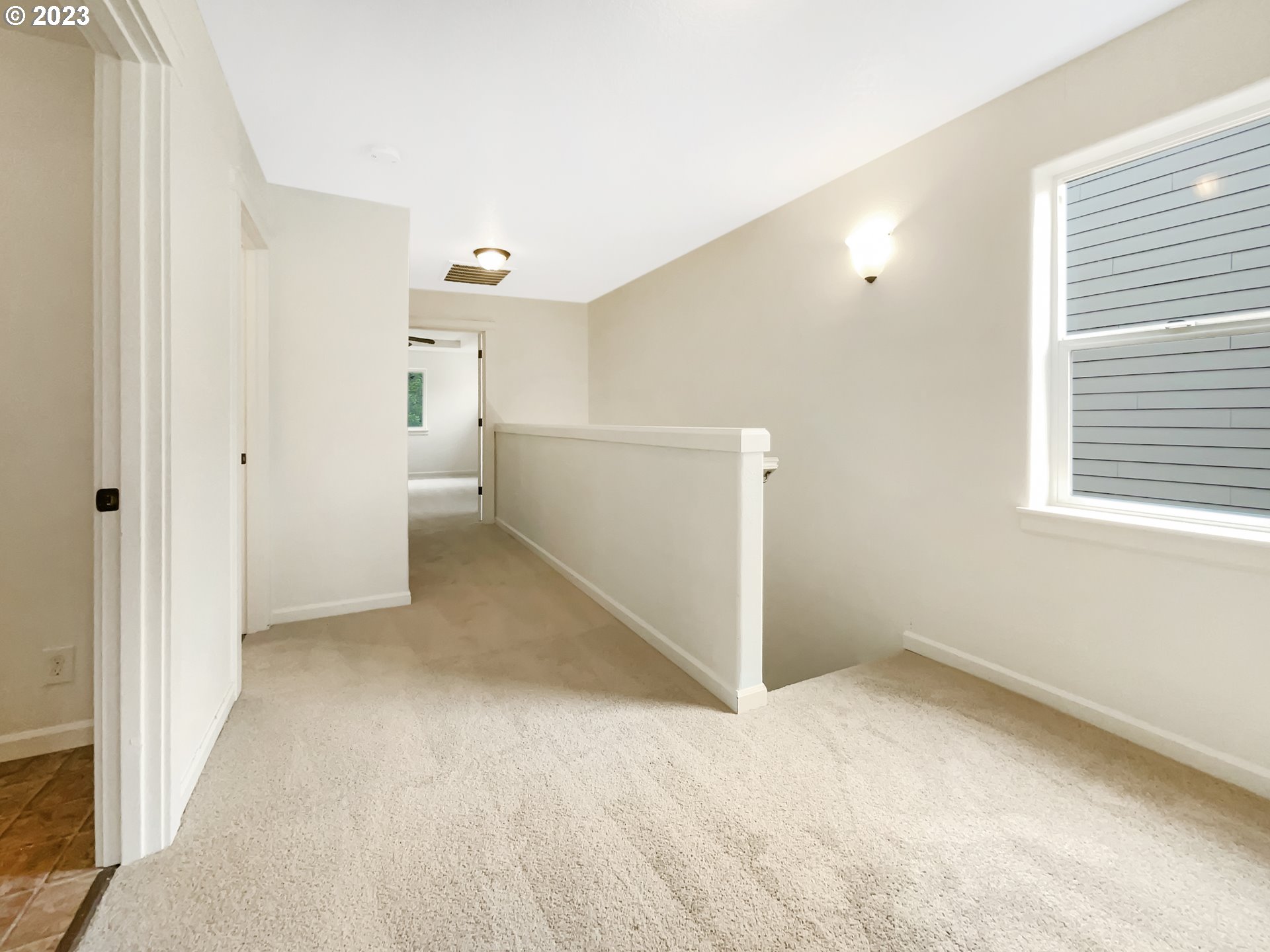 13975 Traveler Road Oregon City, OR 97045 - Photo 7 of 16 Gallery Image 7