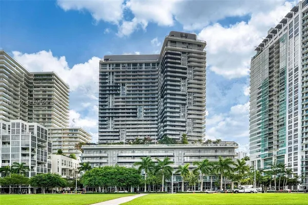 $6,500 | 121 Northeast 34th Street, Unit 2502, Miami, FL 33137