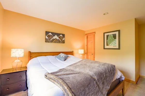 $689,000 | 6013 Allagash Drive, Unit I3, Carrabassett Valley, ME 04947