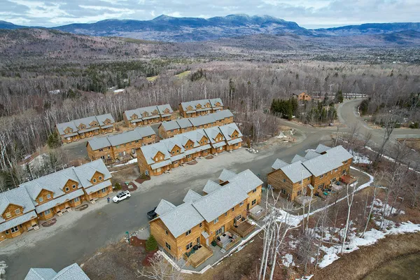 $689,000 | 6013 Allagash Drive, Unit I3, Carrabassett Valley, ME 04947