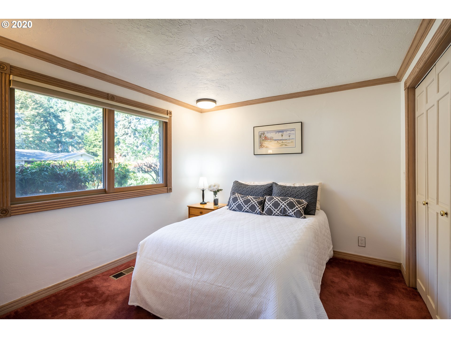 1965 Ridgeway Drive Eugene, OR 97401 - Photo 16 of 32 Gallery Image 16