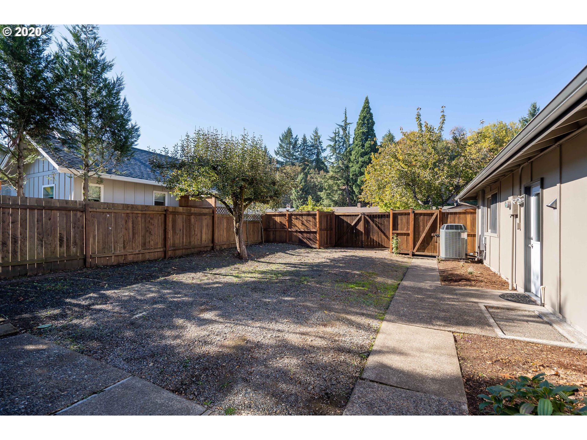 1965 Ridgeway Drive Eugene, OR 97401 - Photo 32 of 32 Gallery Image 32