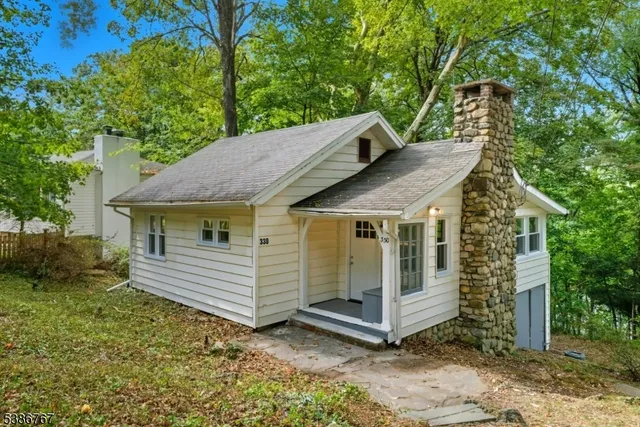 $365,000 | 330 Springbrook Trail, Sparta, NJ 07871