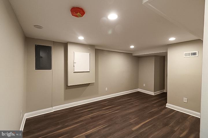 5097 Sheriff Road Northeast Washington, DC 20019 - Photo 23 of 34 Family Room