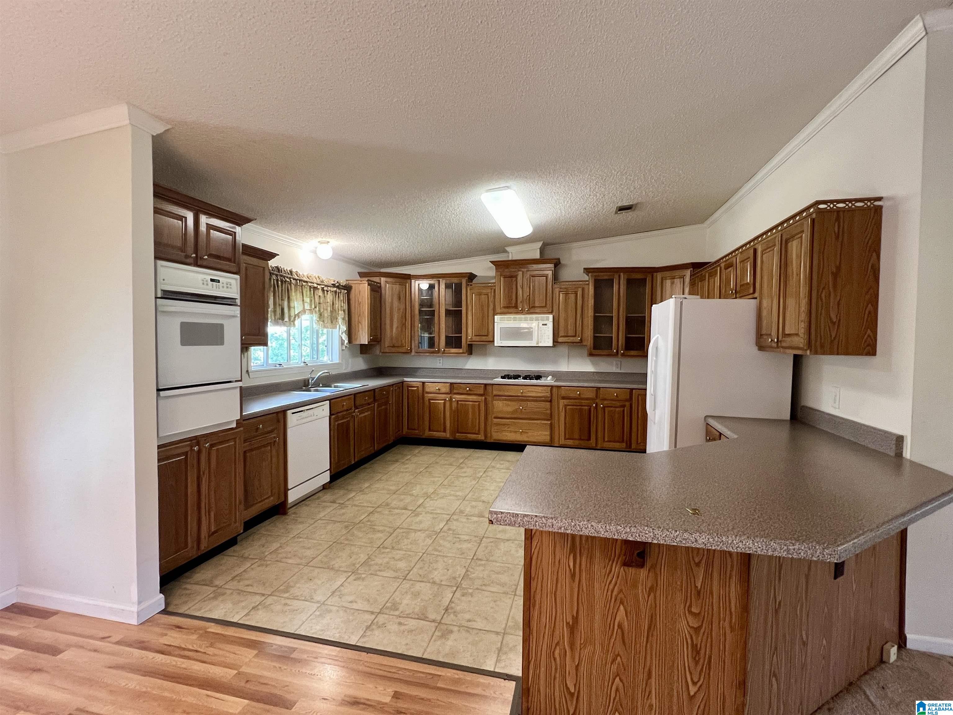 583 Simpsons Bend Road Ohatchee, AL 36271 - Photo 8 of 37
