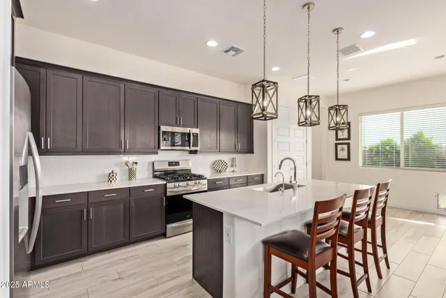 $550,000 | 9623 South 38th Lane, Laveen, AZ 85339