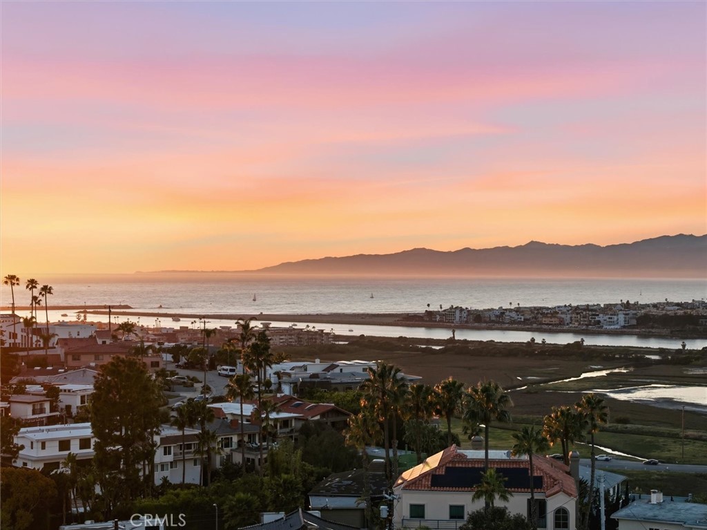 8140 Calabar Avenue Playa del Rey, CA 90293 - Photo 55 of 60 a view of city and mountain