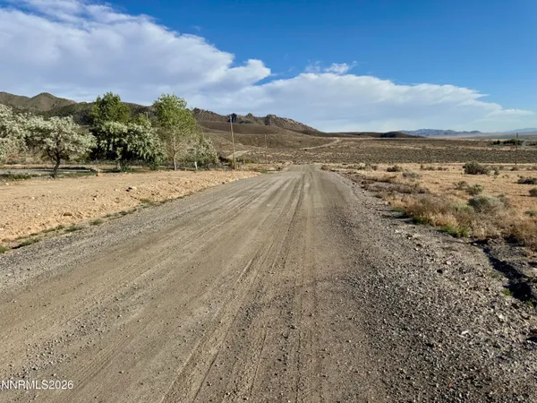 $13,500 | 11335 Beaumont Trail, Unit 333, Lovelock, NV 89419