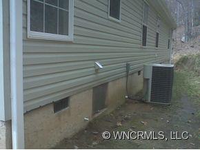 50 Higdon Ridge Road Swannanoa, NC 28778 - Photo 11 of 12 Gallery Image 11