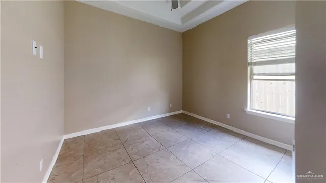 $1,000 | 2510 East Garfield Avenue, Unit 1, Alton, TX 78573