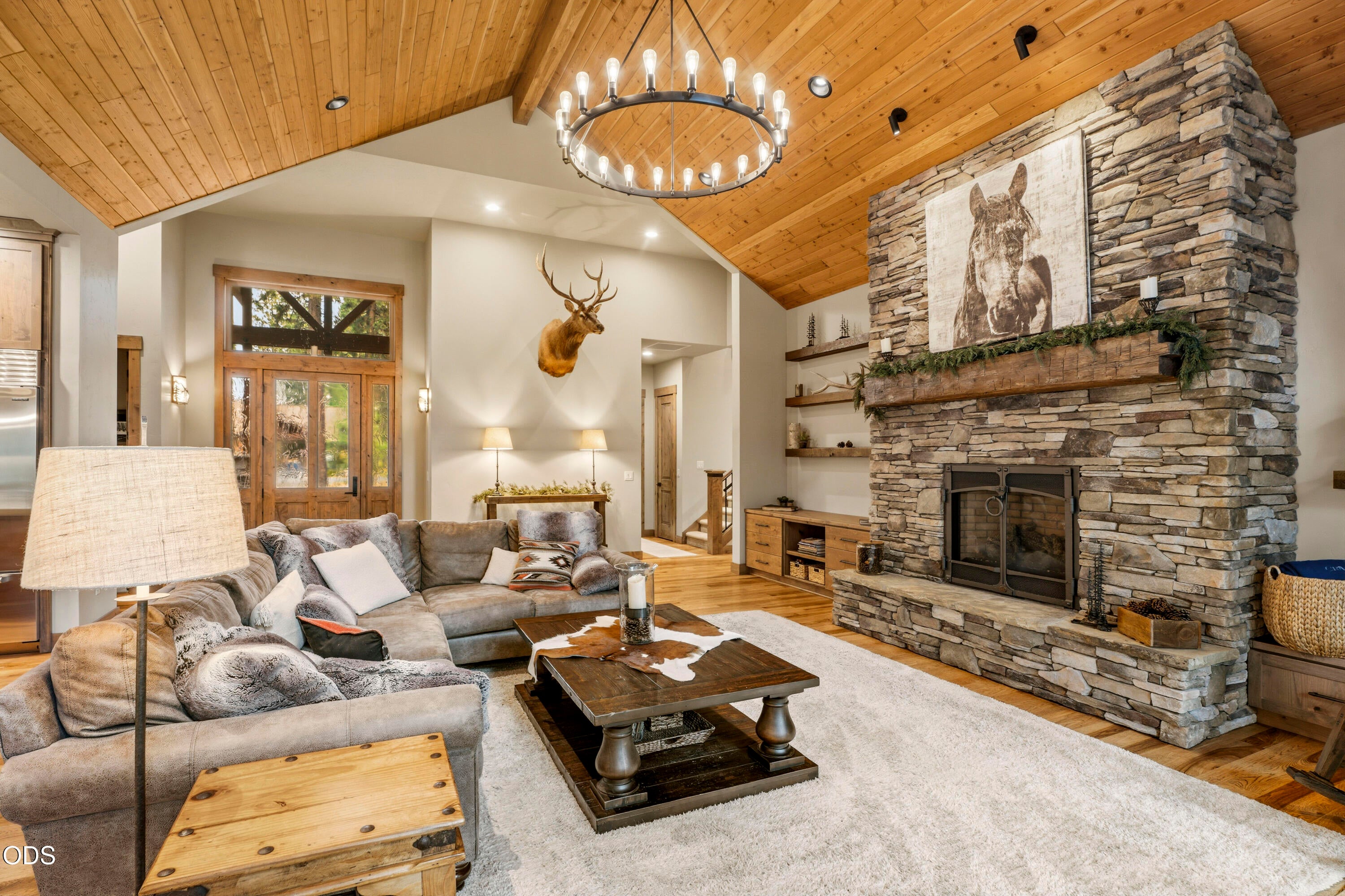 56413 Fireglass Loop, Unit 194 Bend, OR 97707 - Photo 8 of 60 Gallery Image 8
