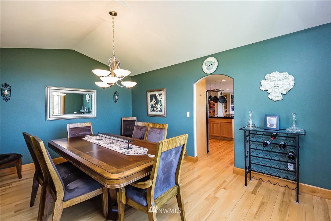 2935 Banner Road Southeast Port Orchard, WA 98366 - Photo 12 of 39 Gallery Image 12