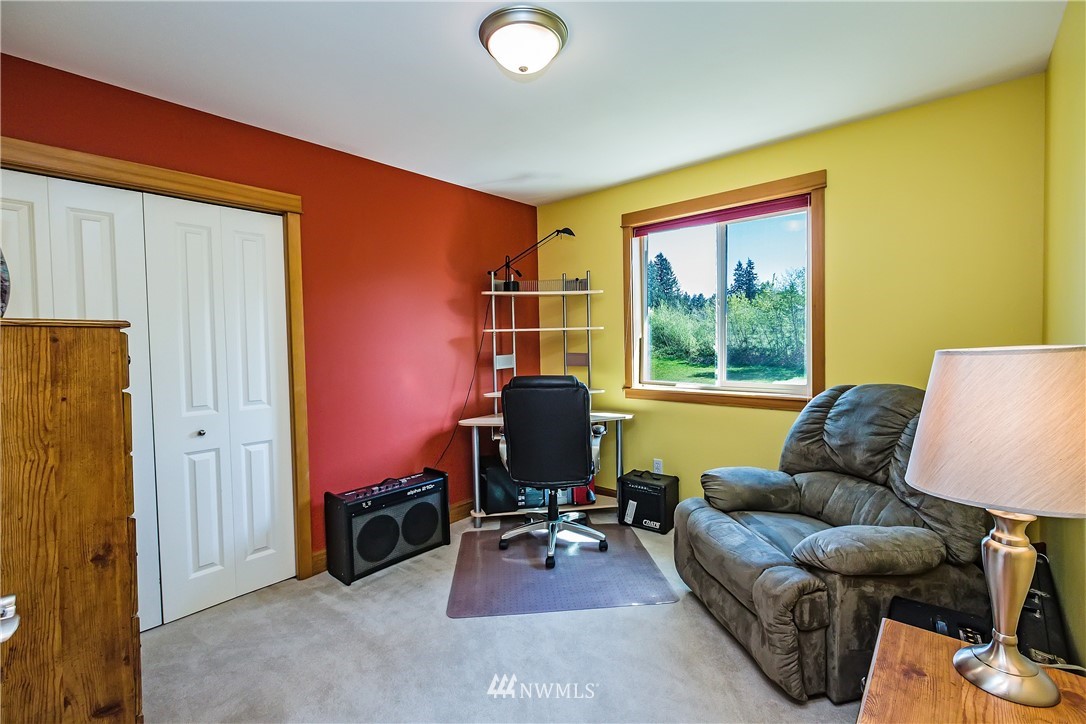 2935 Banner Road Southeast Port Orchard, WA 98366 - Photo 19 of 39 Gallery Image 19