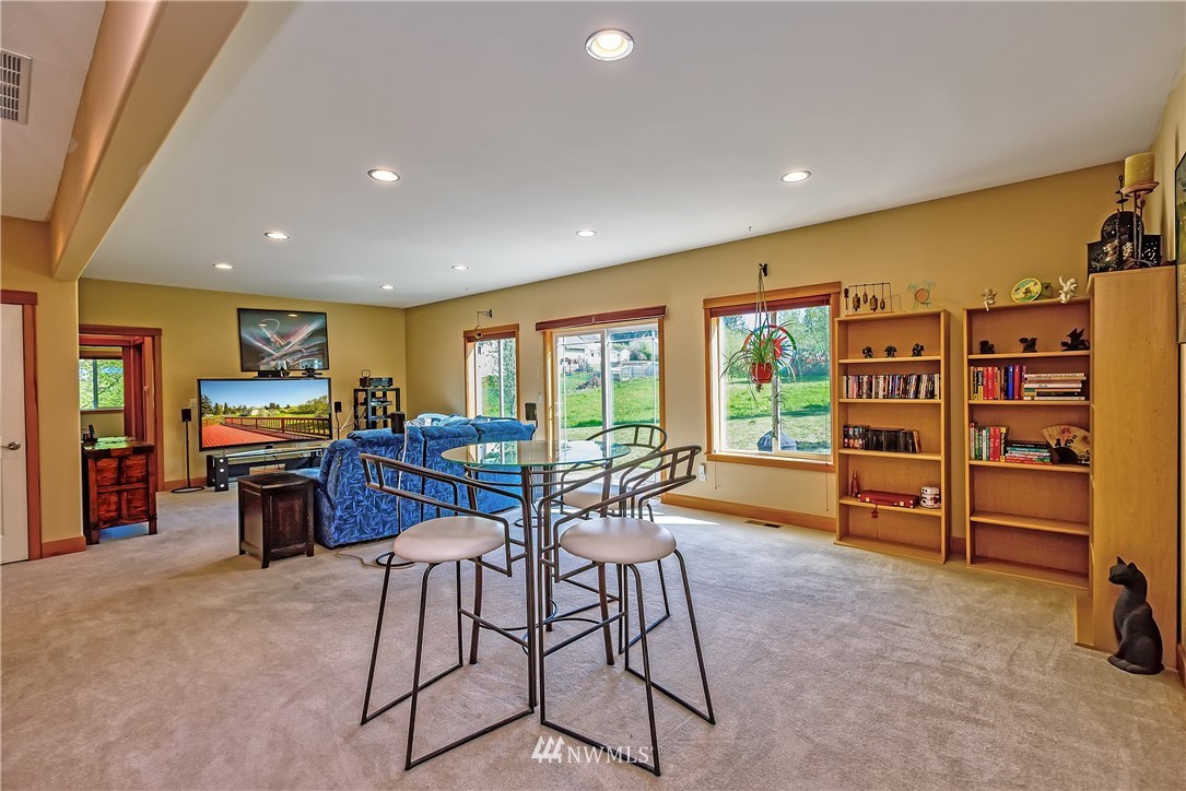 2935 Banner Road Southeast Port Orchard, WA 98366 - Photo 26 of 39 Gallery Image 26