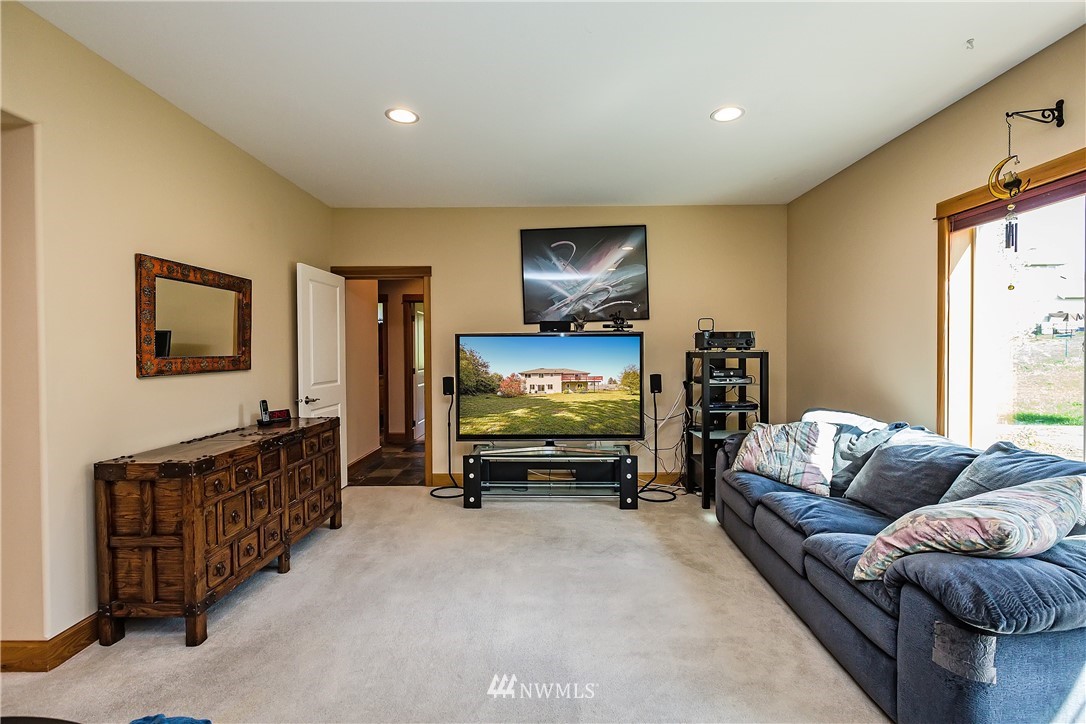 2935 Banner Road Southeast Port Orchard, WA 98366 - Photo 29 of 39 Gallery Image 29