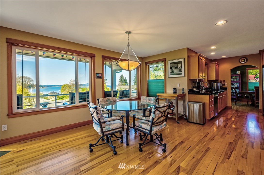 2935 Banner Road Southeast Port Orchard, WA 98366 - Photo 4 of 39 Gallery Image 4