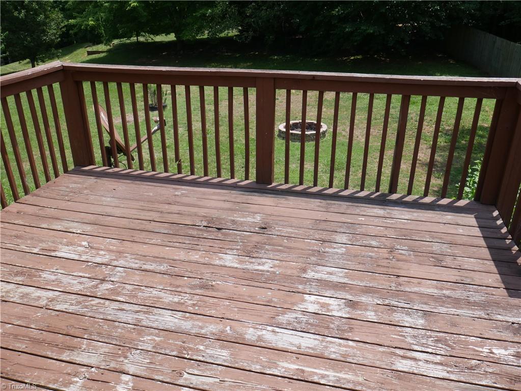 5235 Springhouse Farm Road Winston-Salem, NC 27107 - Photo 25 of 28 Deck