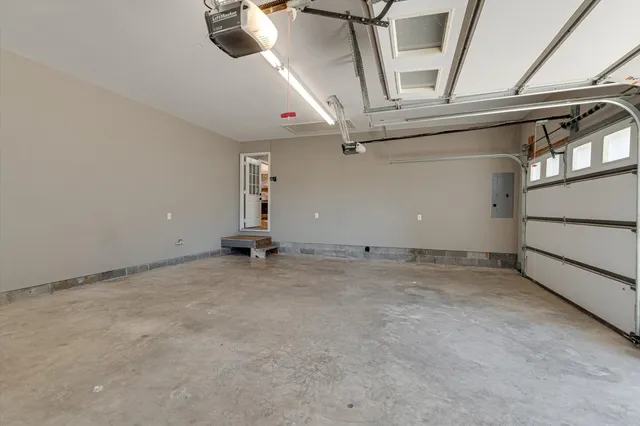 a big room with closet