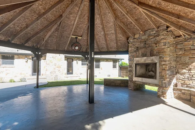 a view of a outdoor space