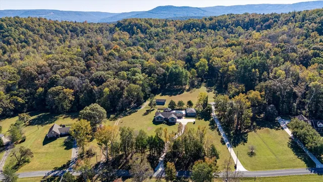 $739,900 | 453 United Circle, Jasper, TN 37347