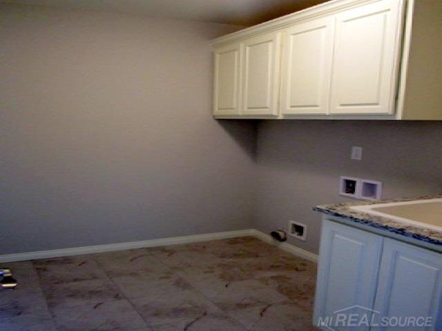 47348 Mariners Point Chesterfield, MI 48051 - Photo 9 of 11