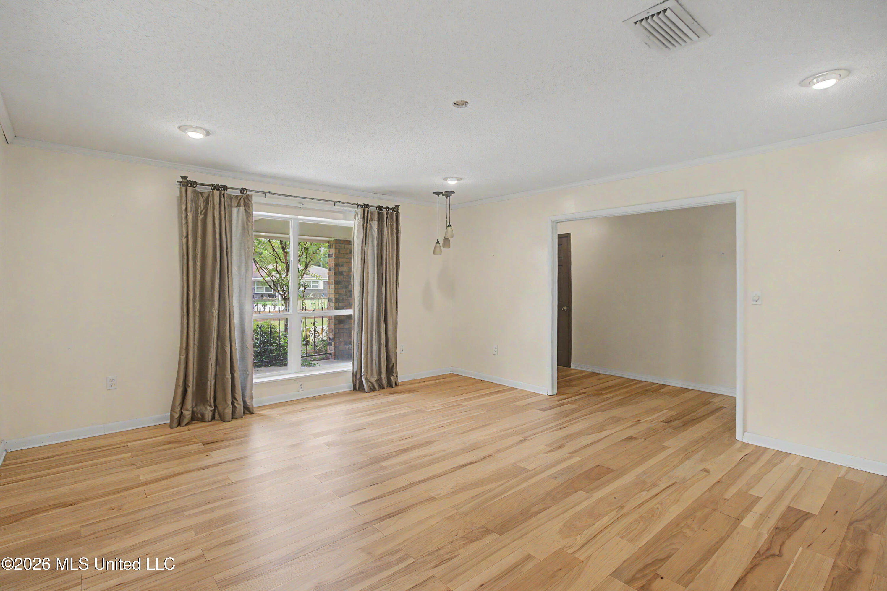 2186 Atkinson Road Biloxi, MS 39531 - Photo 3 of 29 03_52126 Atkinson