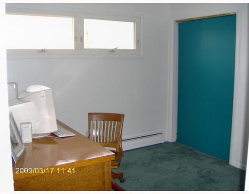228 Thompson 01 Road New Salem, PA 15443 - Photo 9 of 9 Studio/Study/Office.