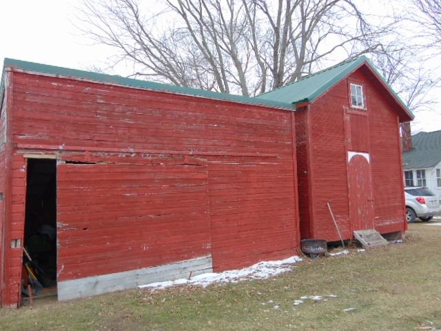 2656 East Harrison Road Alma, MI 48801 - Photo 6 of 27 1896266-5.JPG