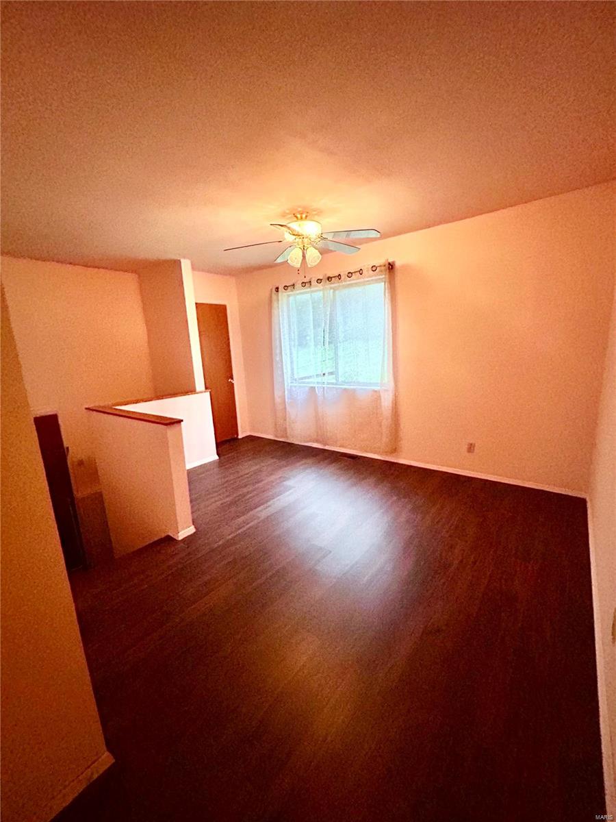 2444 Prouhet Avenue St. Louis, MO 63114 - Photo 5 of 9