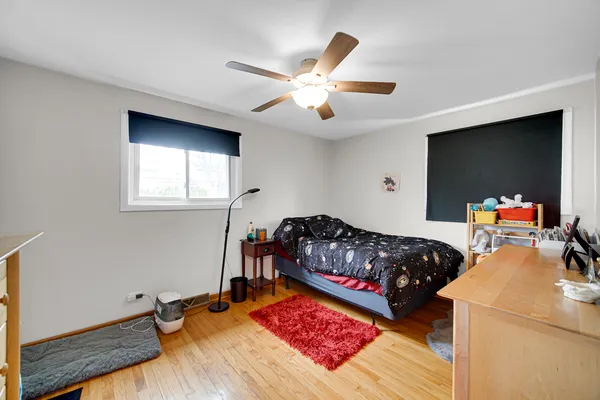 $3,000 | 1416 North Highland Avenue, Arlington Heights, IL 60004