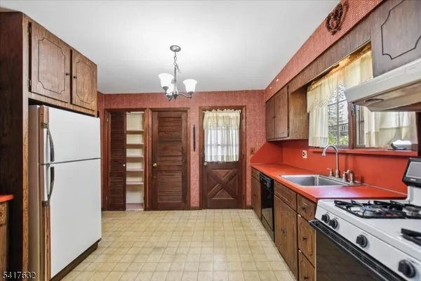 $699,000 | 36 Highland Avenue, Madison, NJ 07940