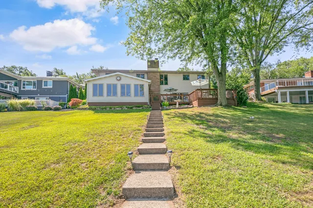 $675,000 | 70855 Wayne Street, Union, MI 49130