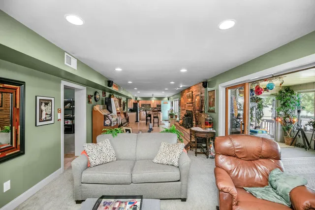 $675,000 | 70855 Wayne Street, Union, MI 49130