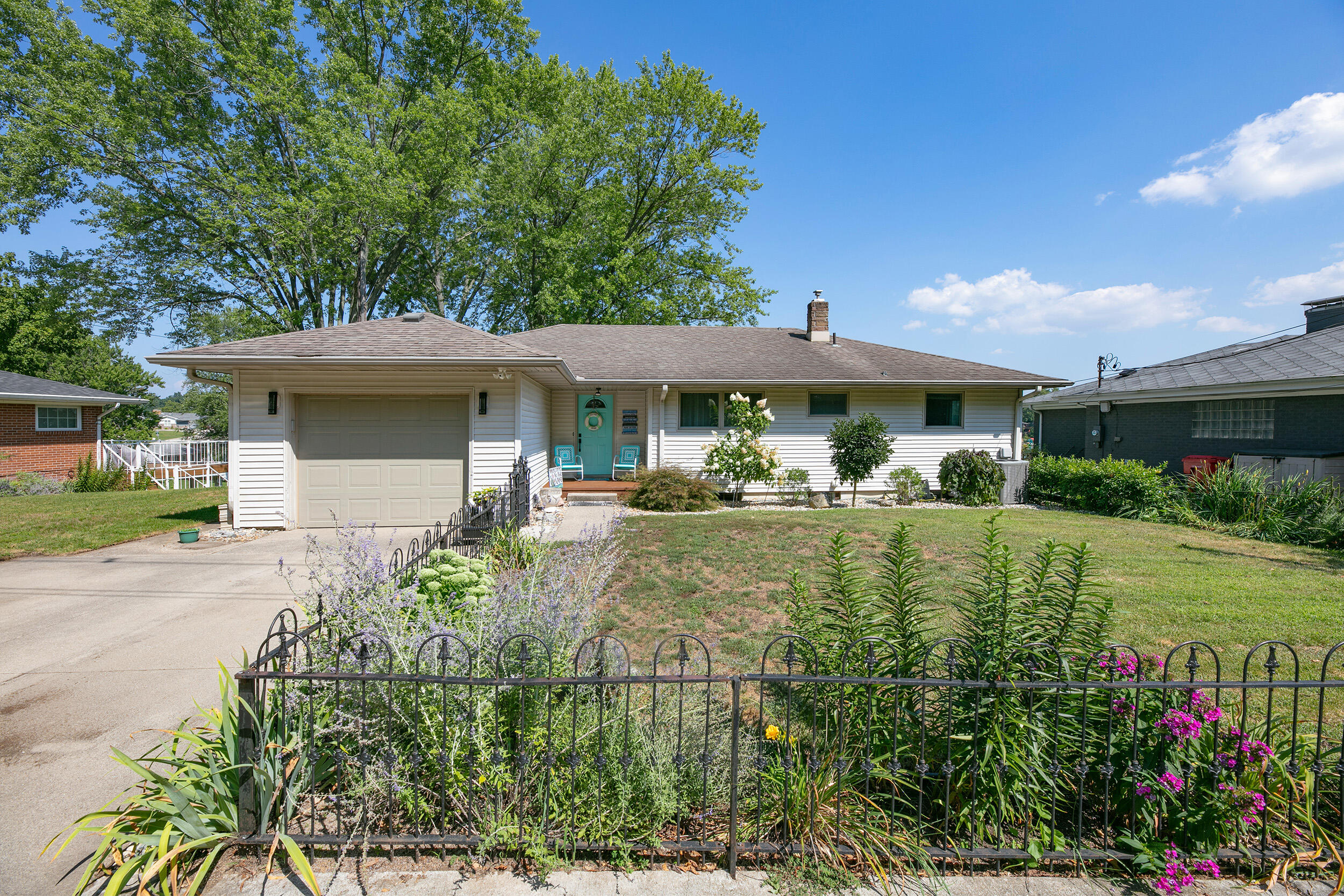 70855 Wayne Street Union, MI 49130 - Photo 4 of 33 0D6A4918