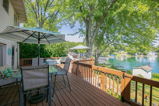 $675,000 | 70855 Wayne Street, Union, MI 49130