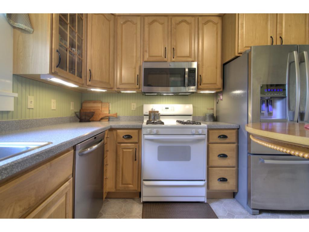 87 South Hill Road New Boston, NH 03070 - Photo 13 of 36