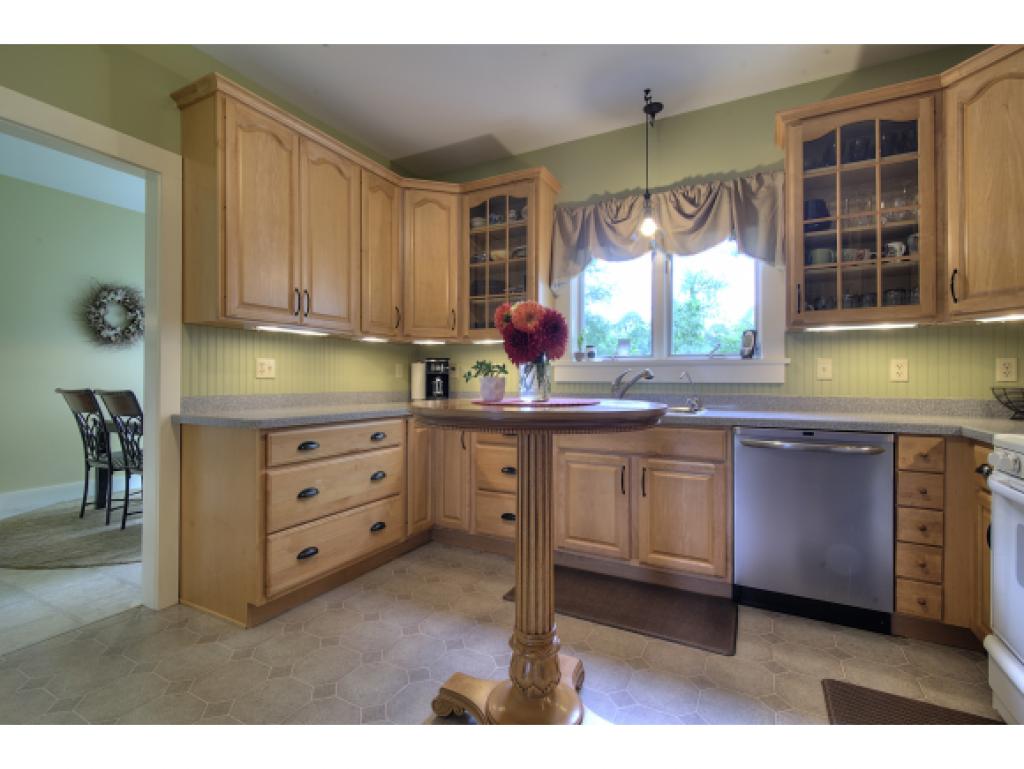 87 South Hill Road New Boston, NH 03070 - Photo 14 of 36