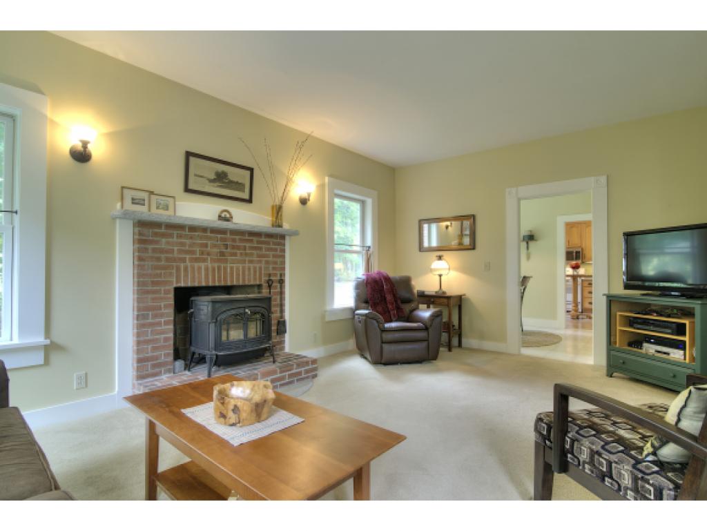87 South Hill Road New Boston, NH 03070 - Photo 17 of 36