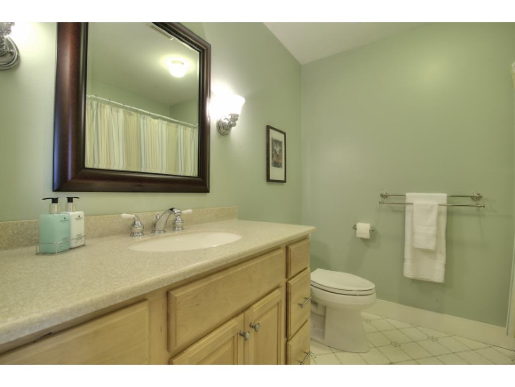 87 South Hill Road New Boston, NH 03070 - Photo 28 of 36