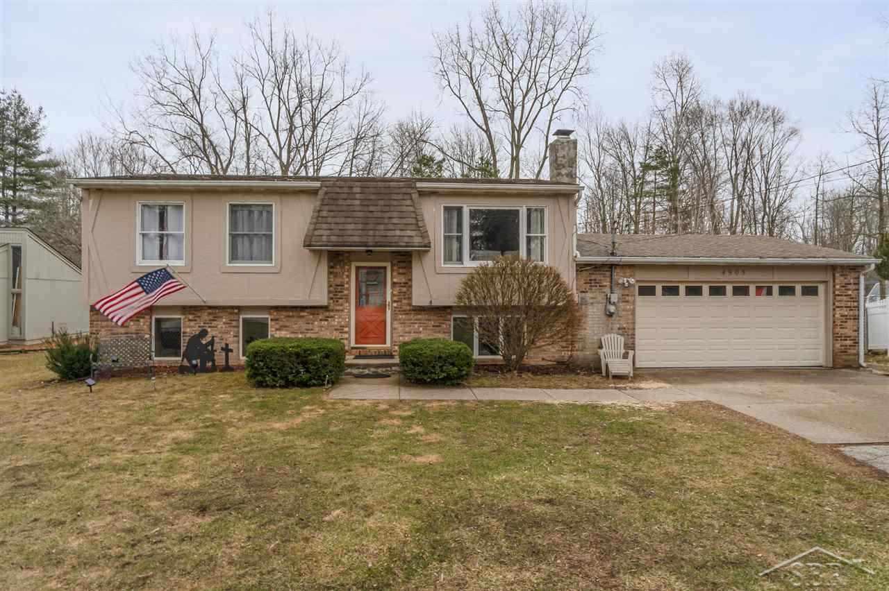 4905 West Bis Road Midland, MI 48642 - Photo 1 of 24 50069446.JPG