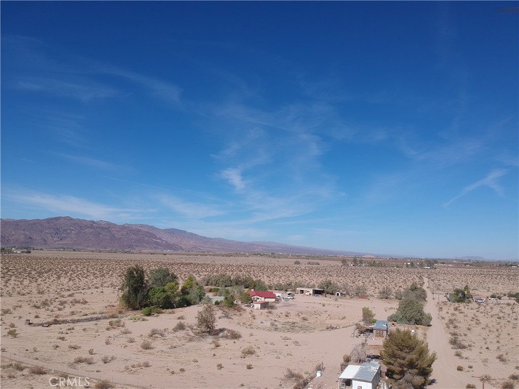 47150 Black Butte Road Newberry Springs, CA 92365 - Photo 22 of 27 a view of city and mountain
