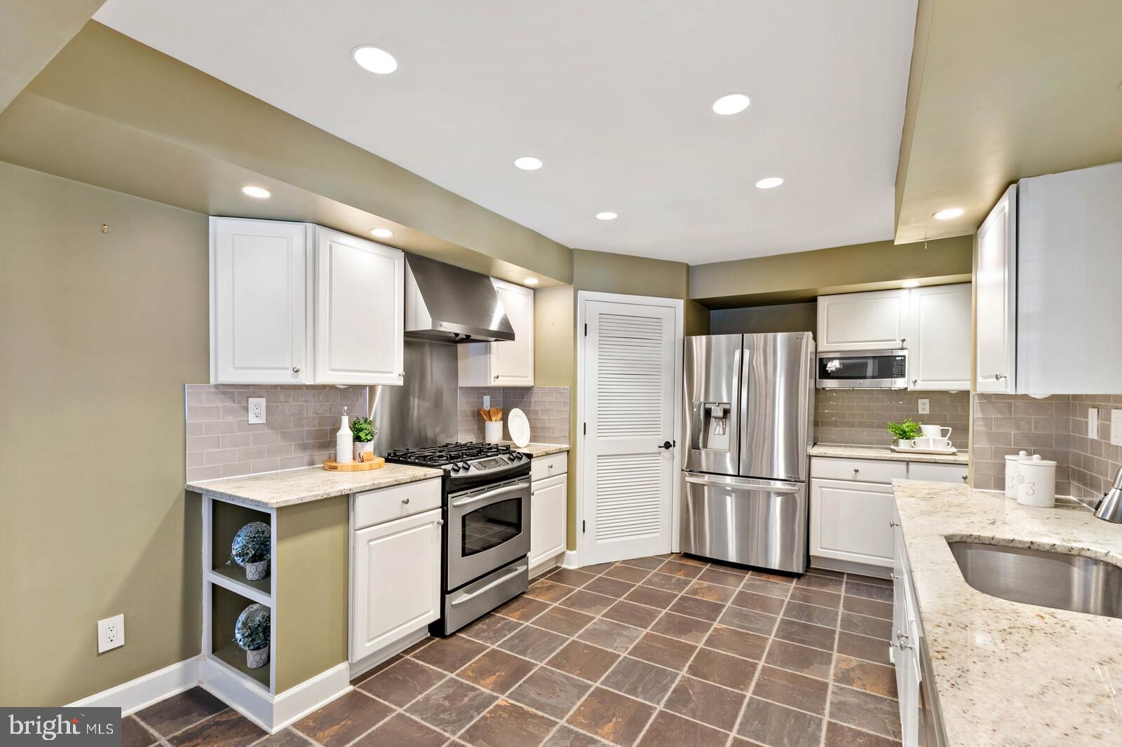 6724 Rolfs Road Falls Church, VA 22042 - Photo 13 of 50 Gallery Image 13